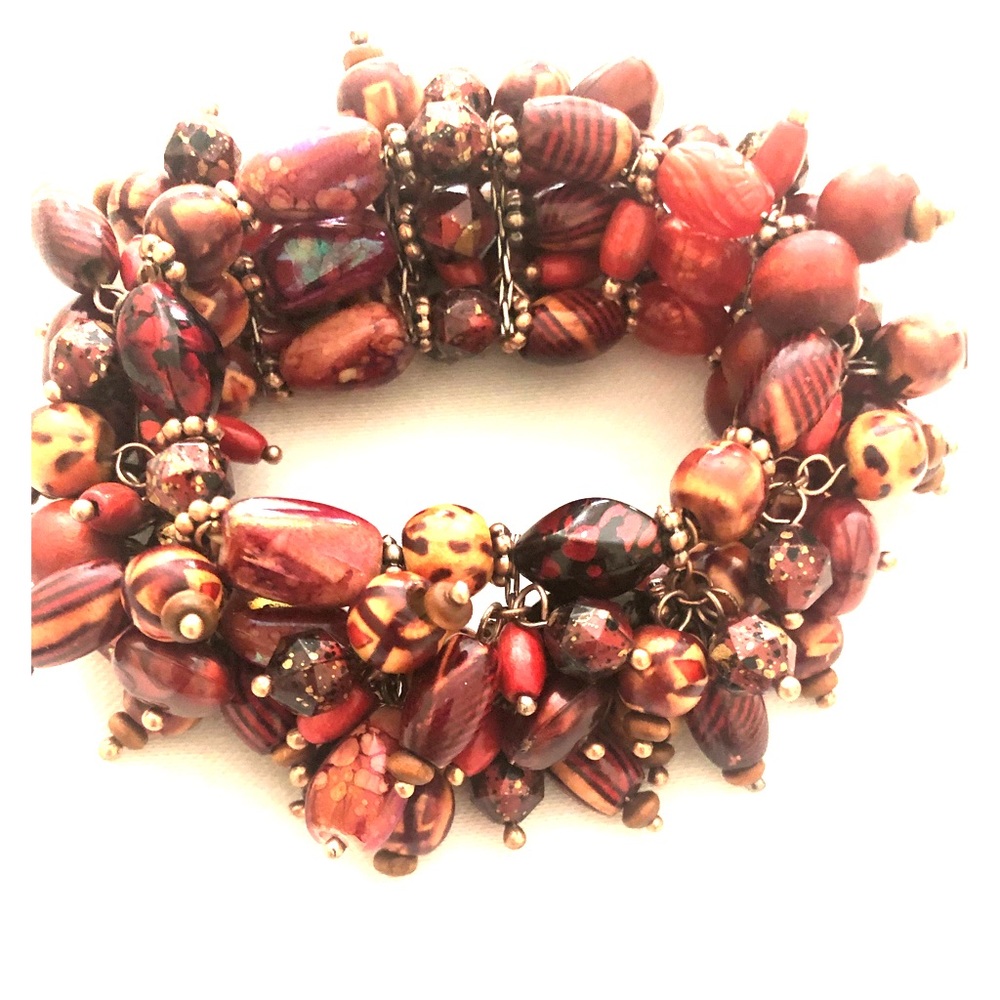 Great conversation bracelet! Big is back OS